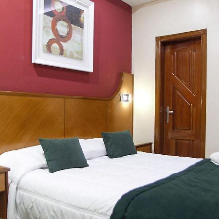 Capri Hotel Duque de Caxias Eksteriør bilde