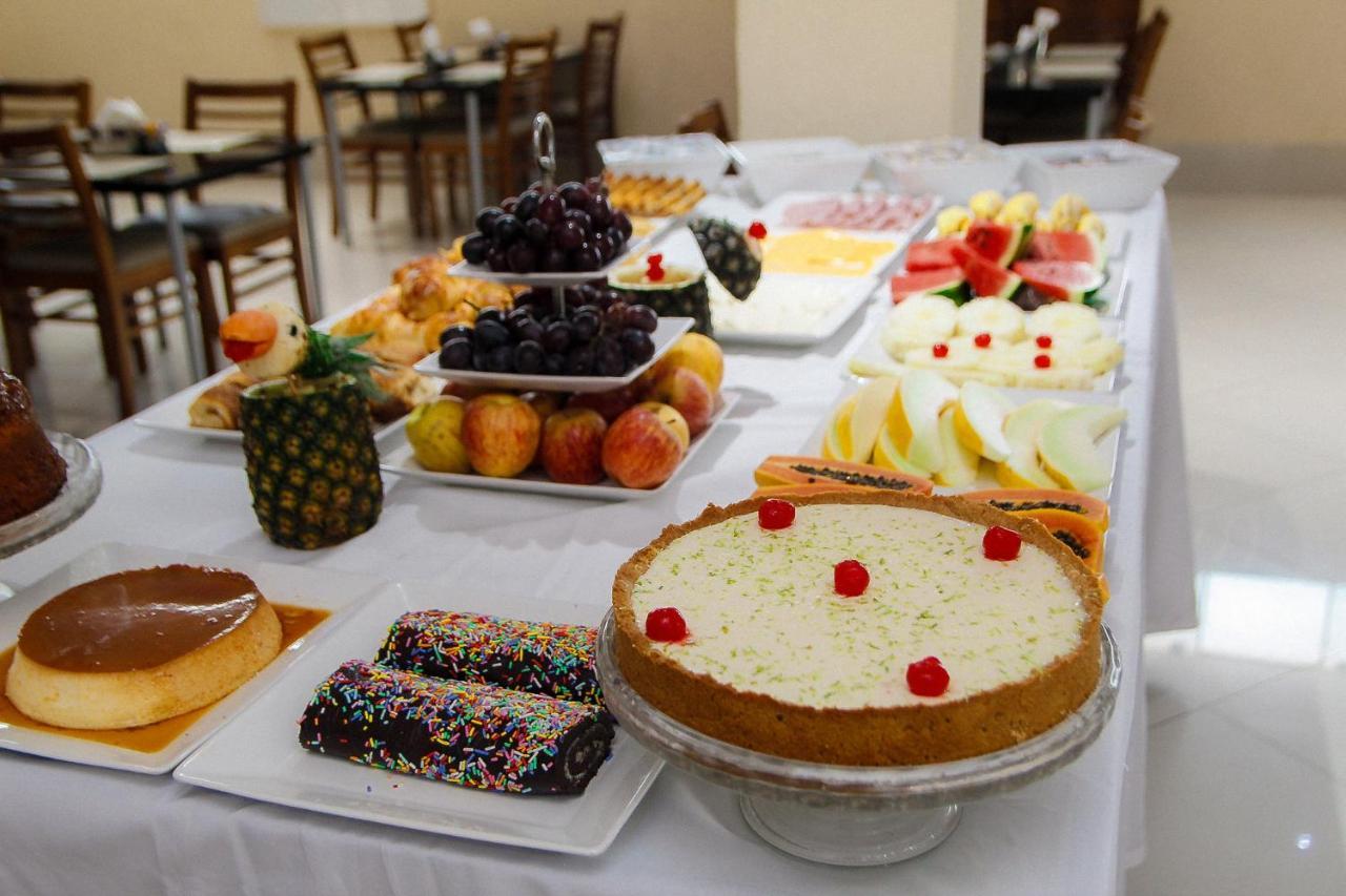 Capri Hotel Duque de Caxias Eksteriør bilde