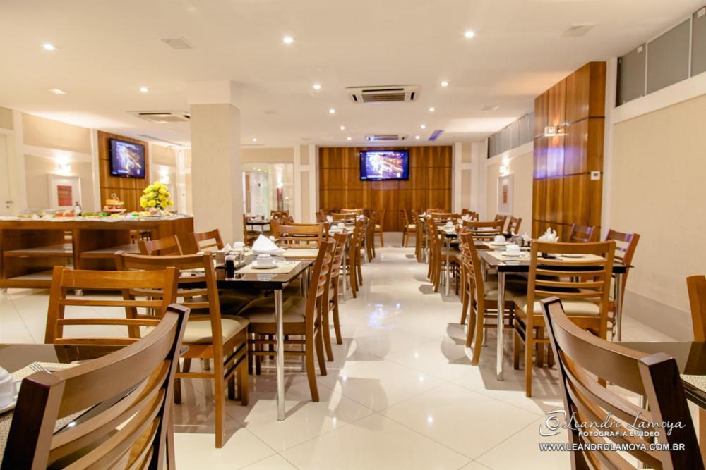 Capri Hotel Duque de Caxias Eksteriør bilde
